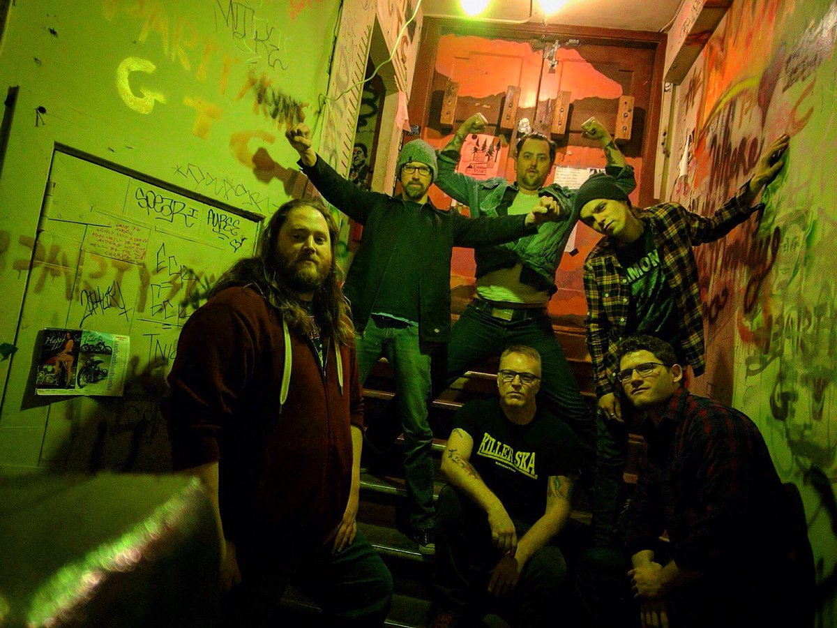 TheKingsSeattle's tweet image. Livin' underground. 🔫 Happy Friday everyone. Got some new shows &amp;amp; cuts in the works. 📻🌿🏁🔪 #thekingsseattle