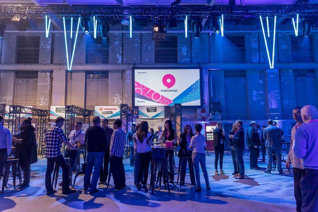 RogersBiz's tweet photo. If you can’t beat them, join them. Corporates and startups partner at #ResolveTO: https://t.co/v6ogPLQC1e https://t.co/mcyQuBL5qb