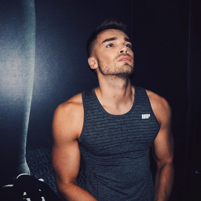 Myprotein's tweet photo. Wake up with determination. Go to bed with satisfaction 👊👊

Seamless Tank: https://t.co/CrOFijhZFR

@joshujworld 📷 https://t.co/NsN664zFQV