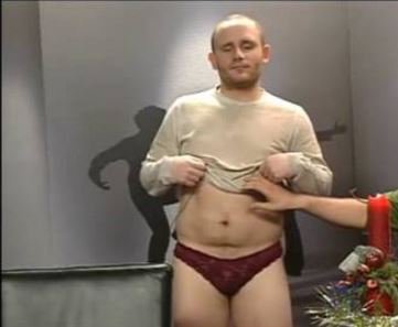 Hérna er <a href="/Sveppi2/">Sveppi</a> í þveng.