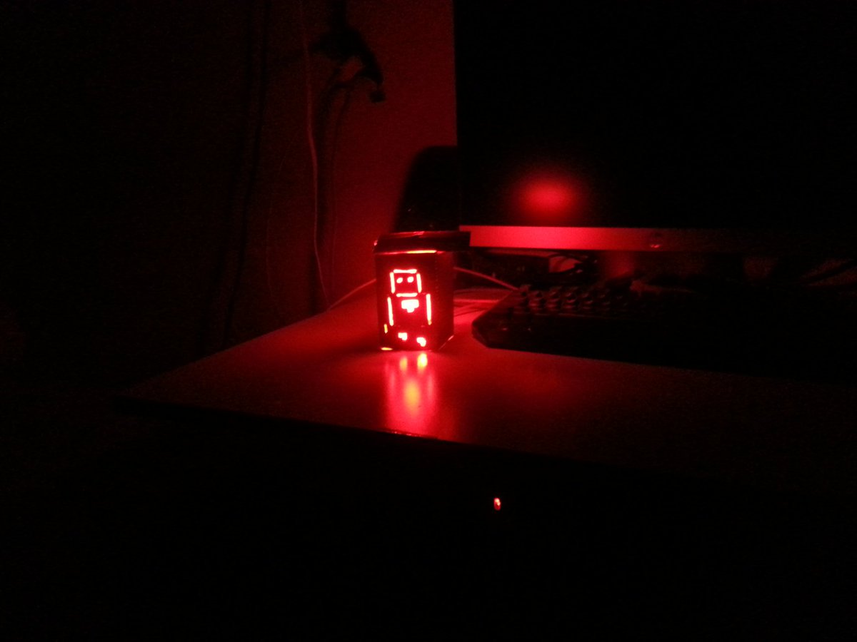 IObrizio's tweet photo. #diy #cardboard #led #lamp #mark1 #ironman #maker #pwm #pic12F1840 #mosfet #pickit2 @MicrochipMakes https://t.co/RgaWgn7jlL