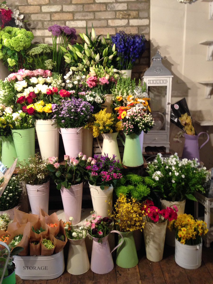 #MothersDay don't forget #26thMarch #MothersDayFlowersHenley #BestFloristHenley
