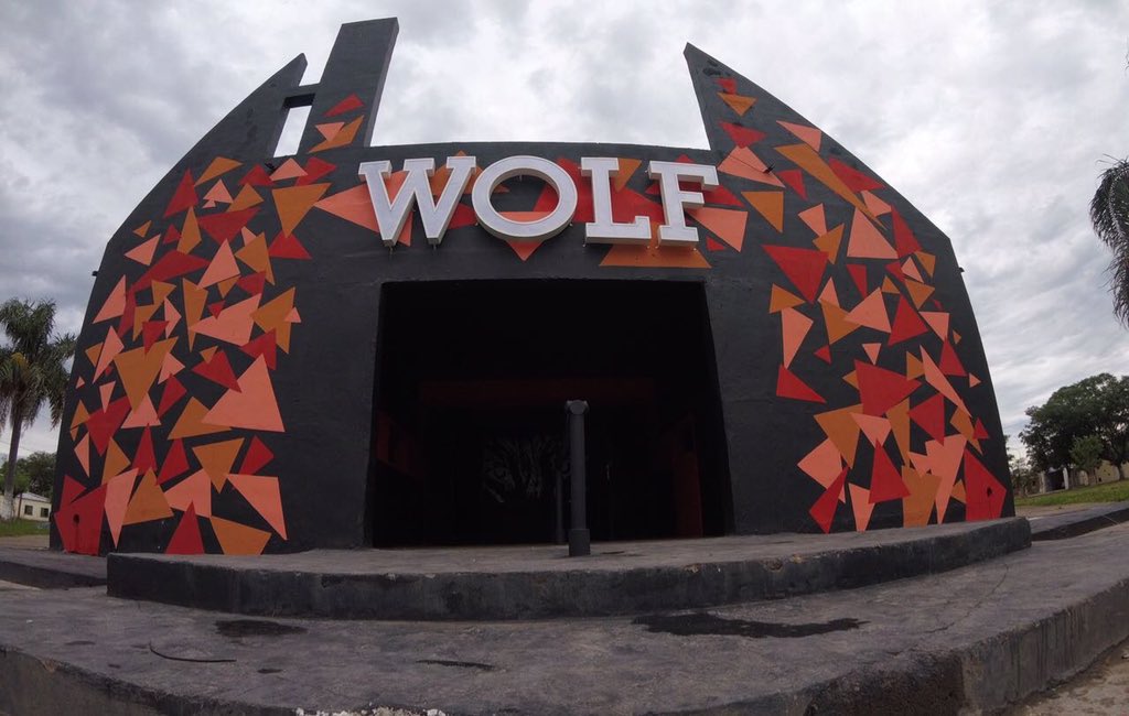 Esta todo listo, solo faltas vos para que la noche reviente...
#Wolf fiesta inevitable, noches incomparables🐺🌕✨