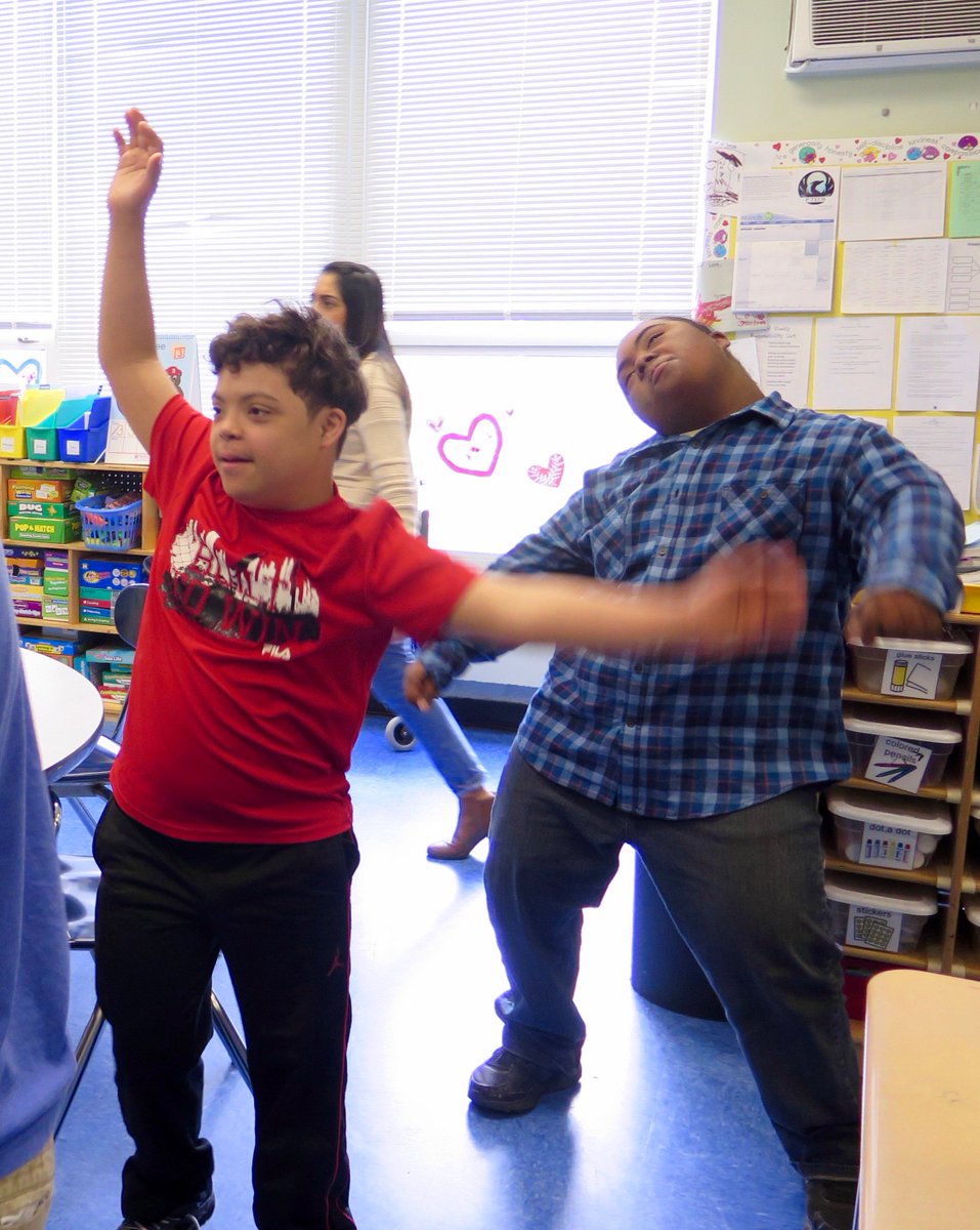 rocklandboces's tweet photo. #MarchForwardRC @Kaplan today! Music in halls and dancing in classrooms, keeping our students active and engaged! @rockhealth #BOCES https://t.co/X1NgTxzW1B