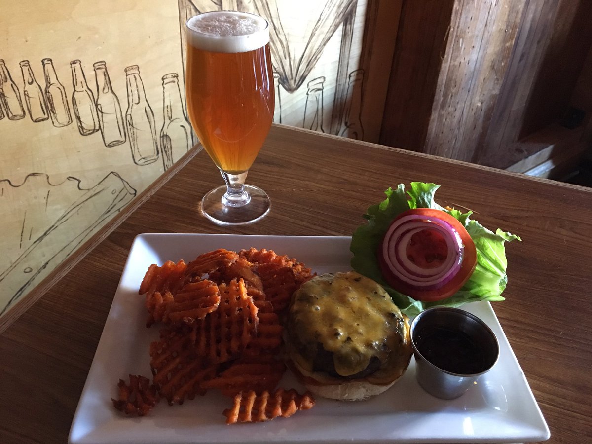 Pat LaFrieda Grass fed black truffle burger is our special this week. Pairs perfectly with a MKE brewing co. Fizzy lifting strong ale