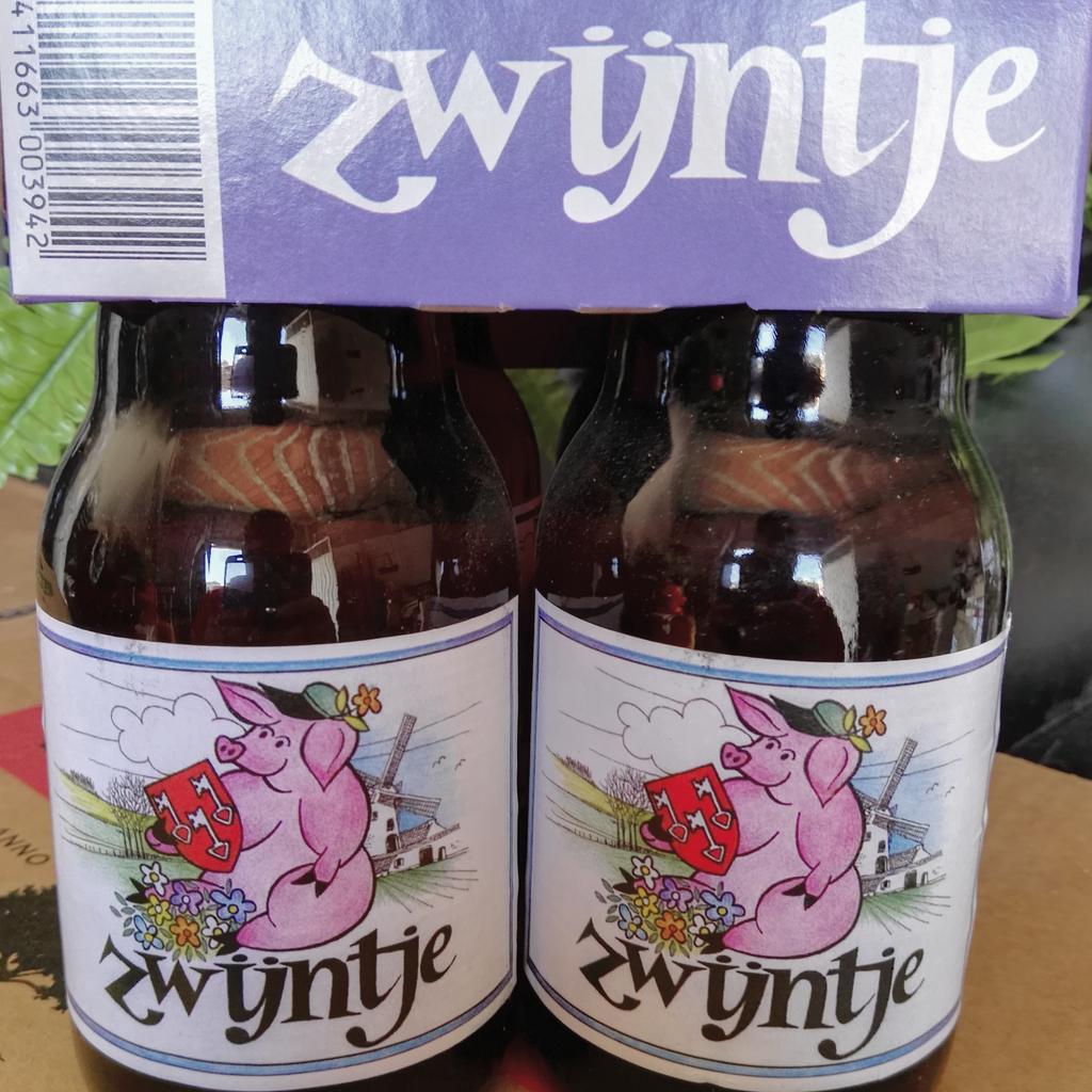 Una nueva cerveza artesanal llego al #barbelga mmm... #zwijntje de 8% :) #fuengirola #mijas