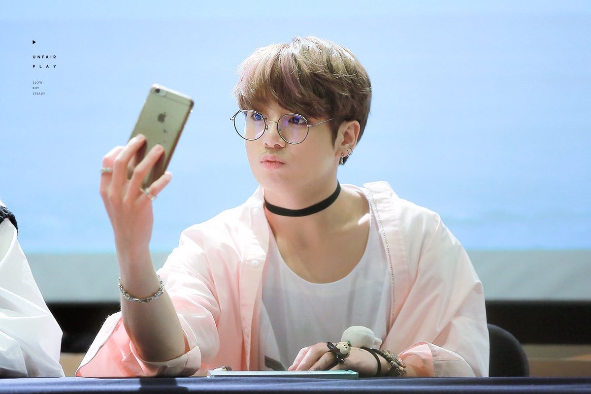 kookpiics's tweet photo. https://t.co/FISwQupYkF
