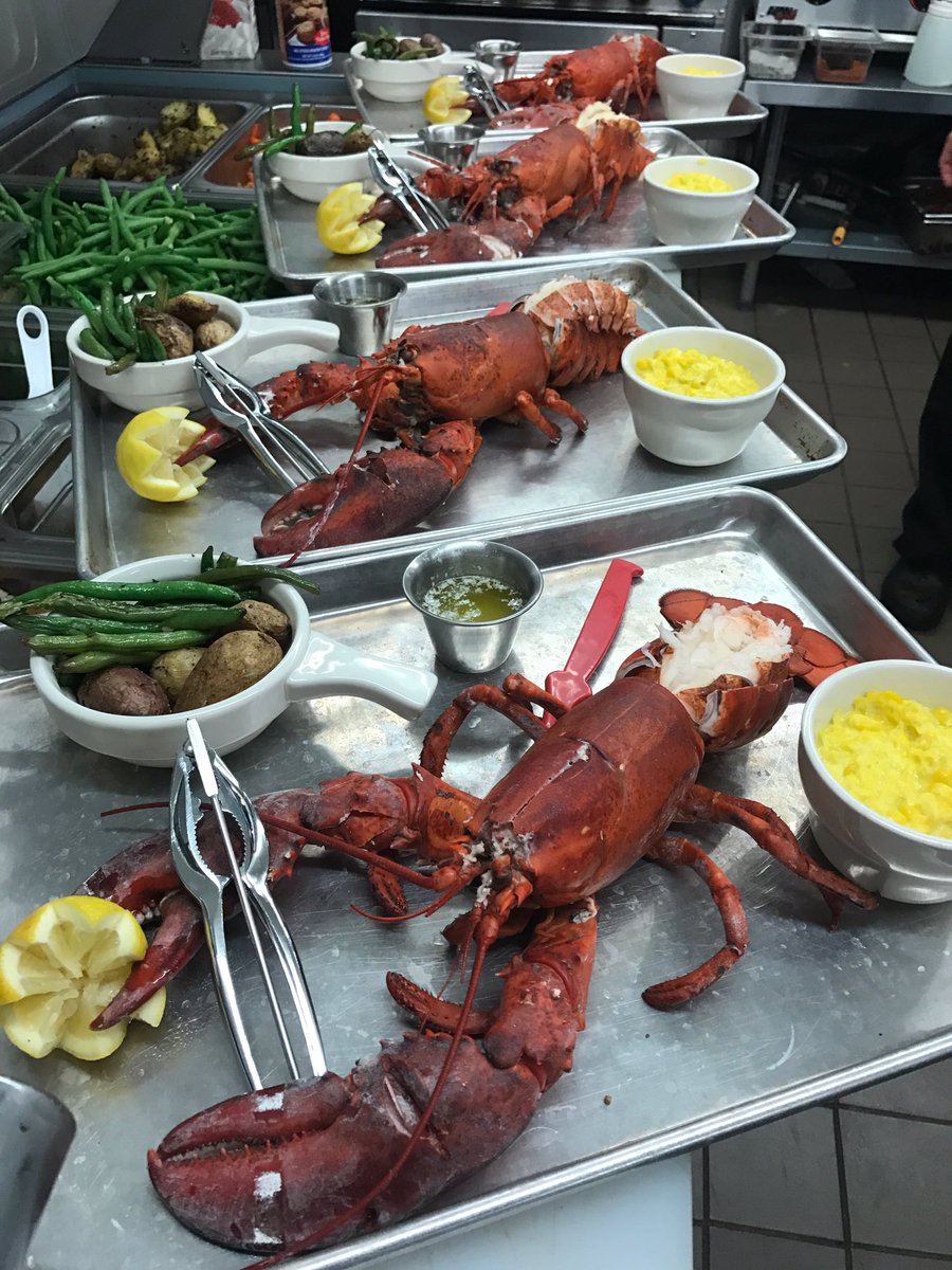 Live North Atlantic Lobster #lobster #foodie #seafood #muncie #marion