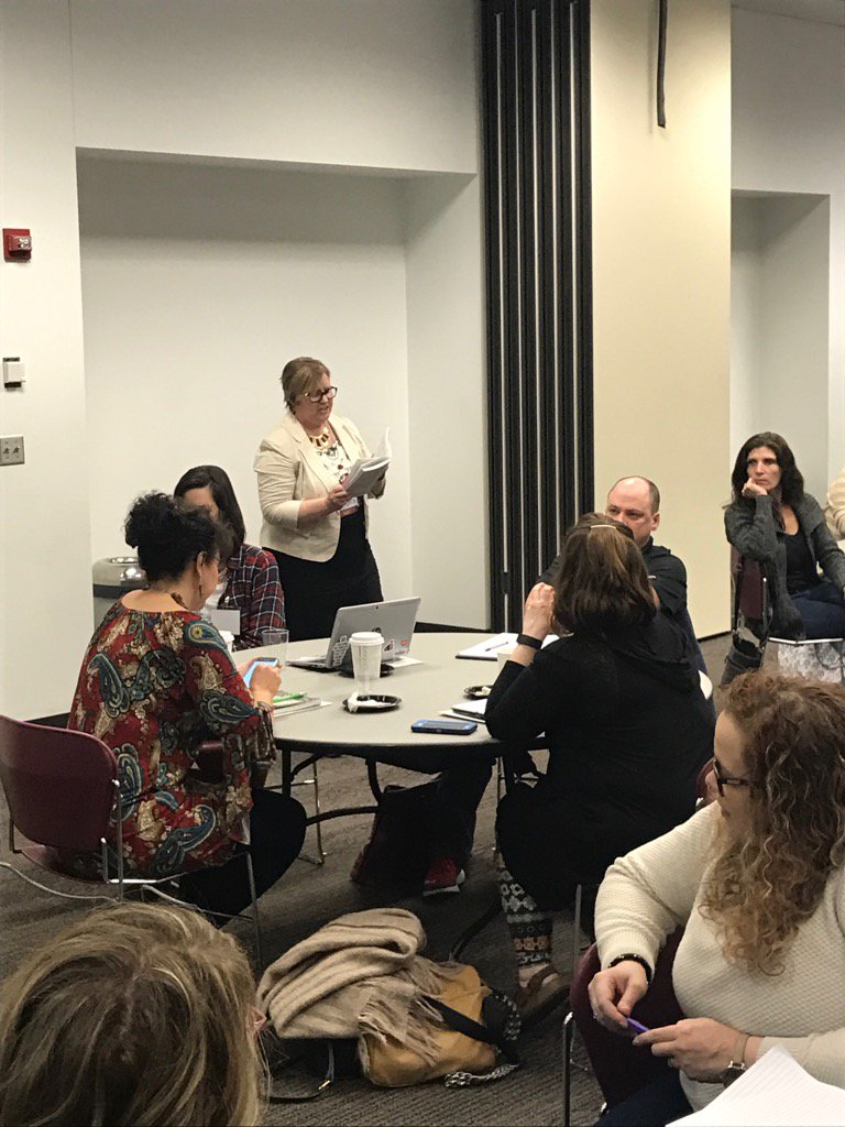 DrGTeague's tweet image. Way to go @MrsRogers20 Great job presenting at #writingthinking ❤