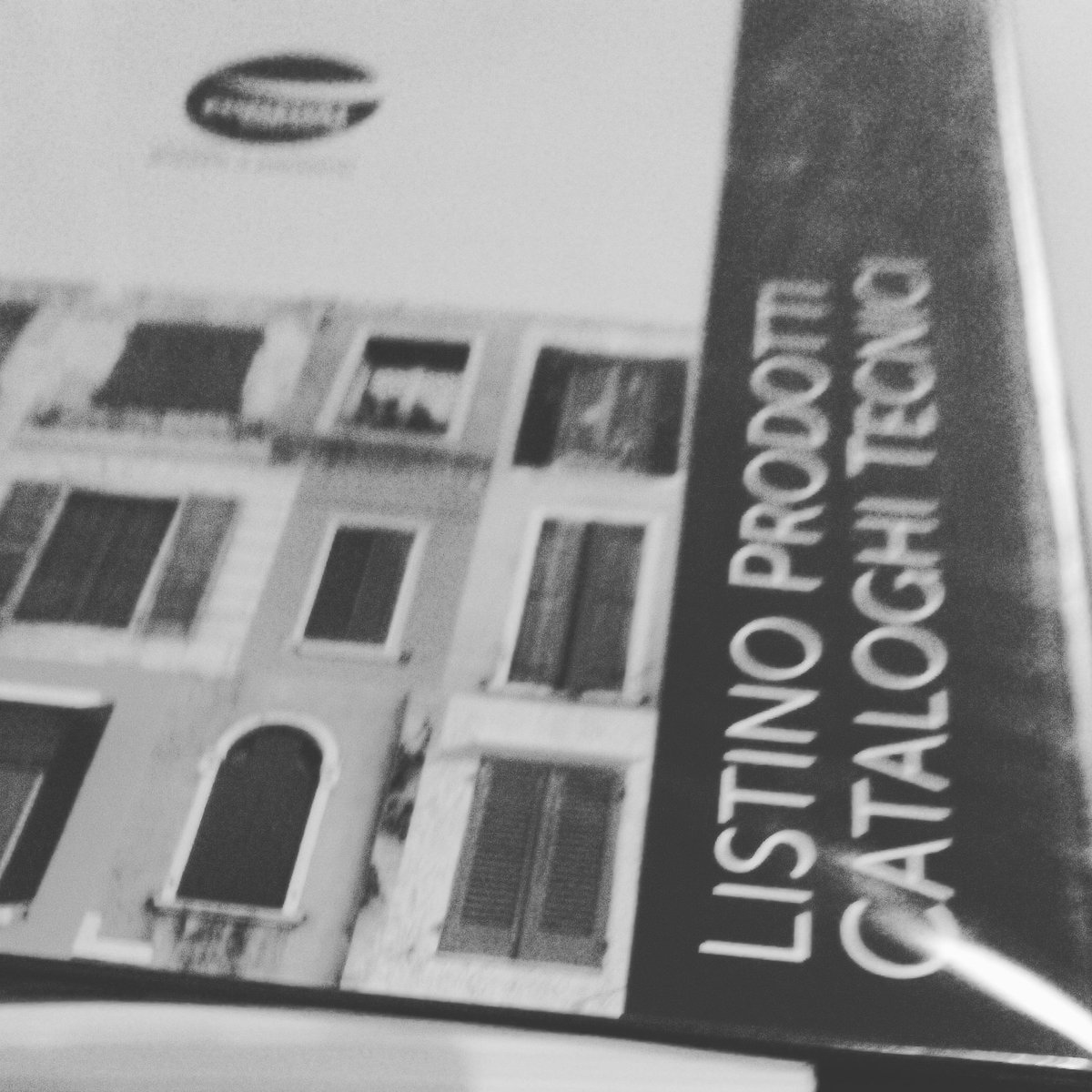 consual_ind's tweet photo. #consualindustrie #infissi #porte #finestre #madeinitaly #serramenti #work #serramenti #magran #bukber #consual #industrie #architettura https://t.co/xo9eaZCORp