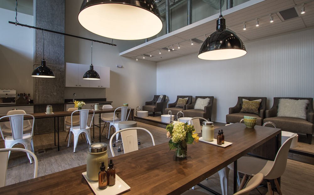 425Magazine's tweet photo. Treat yourself at these #Eastside #spas https://t.co/BmzoIiR8sQ @YuanSpa @skinspirit @Amaidayspa @obadiahsalon @thePROclub @skoah @recoopspa https://t.co/2YDUoMux0o
