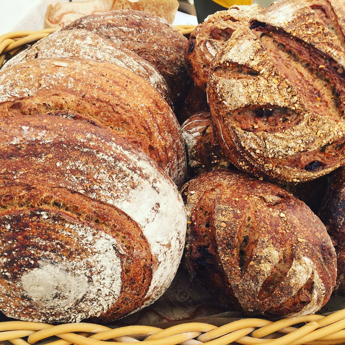 lafarmbakery's tweet photo. All set up @chswineandfood! Meet a few of our faves made with @AnsonMills 🍞 #CarolinaGold #ricebread #polenta #chswff #chswff2017 https://t.co/MySV4VVWXM