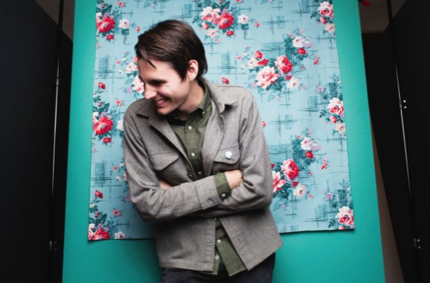 .<a href="/cataldomusic/">Eric Anderson</a>’s new video ‘Photograph’ is a surreal normcore dream nylon.cm/2lzNwQ0