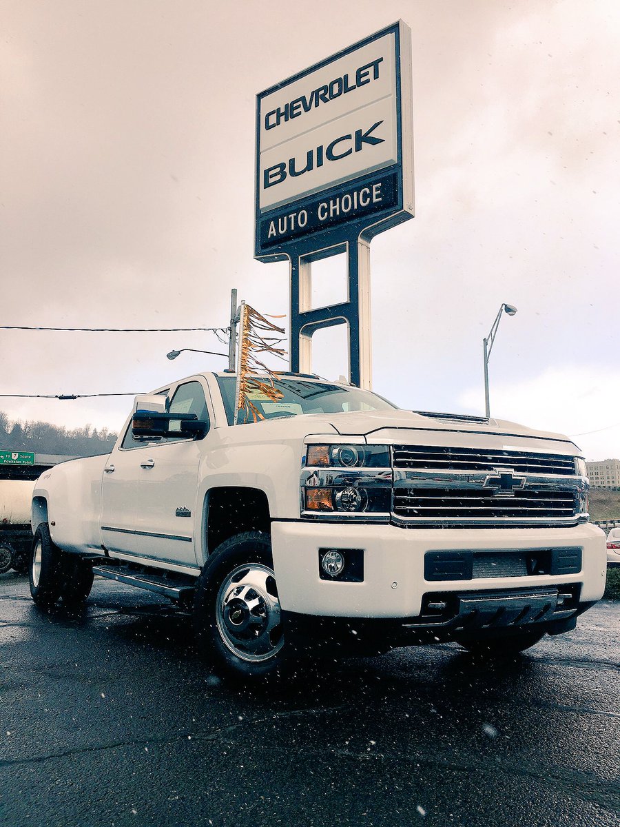 AutoChoiceOH's tweet image. Snowstorm you say? That's hilarious.  Stop by and treat yourself to your very own #ChevySilverado. Come on, you deserve it.
