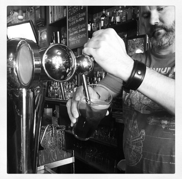 Emory will pour you the #beeryouvebeenwaitingfor at @macmcgeedecatur #messiah #nutbrownale #decatursquare #macmcgeedecatur