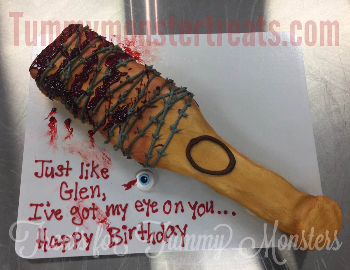marlenahall's tweet photo. Lucille cupcake cake from The Walking Dead. #tummymonstertreats #buttercream #walkingdead #walkingdeadcake #lucille #negan https://t.co/fnnnTiF4yr