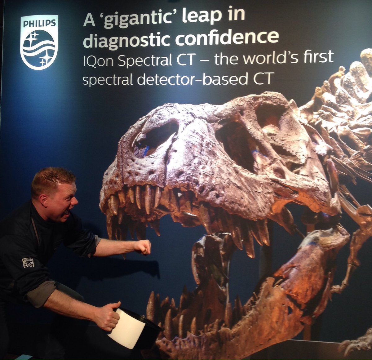 Hup in die #Airfryer pan #Philips