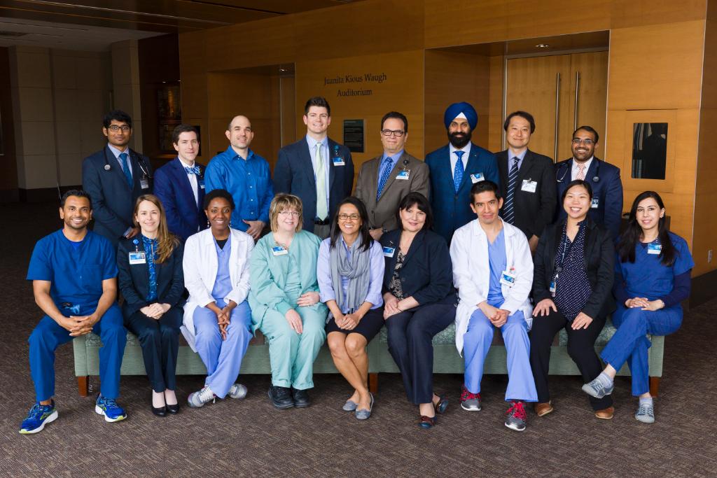 #MayoClinicAZ honors #DressInBlueDay to raise awareness for #coloncancer.
