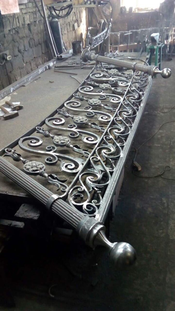 ARMAForgeShop's tweet image. Another railing done! #Forge #iron #yeg