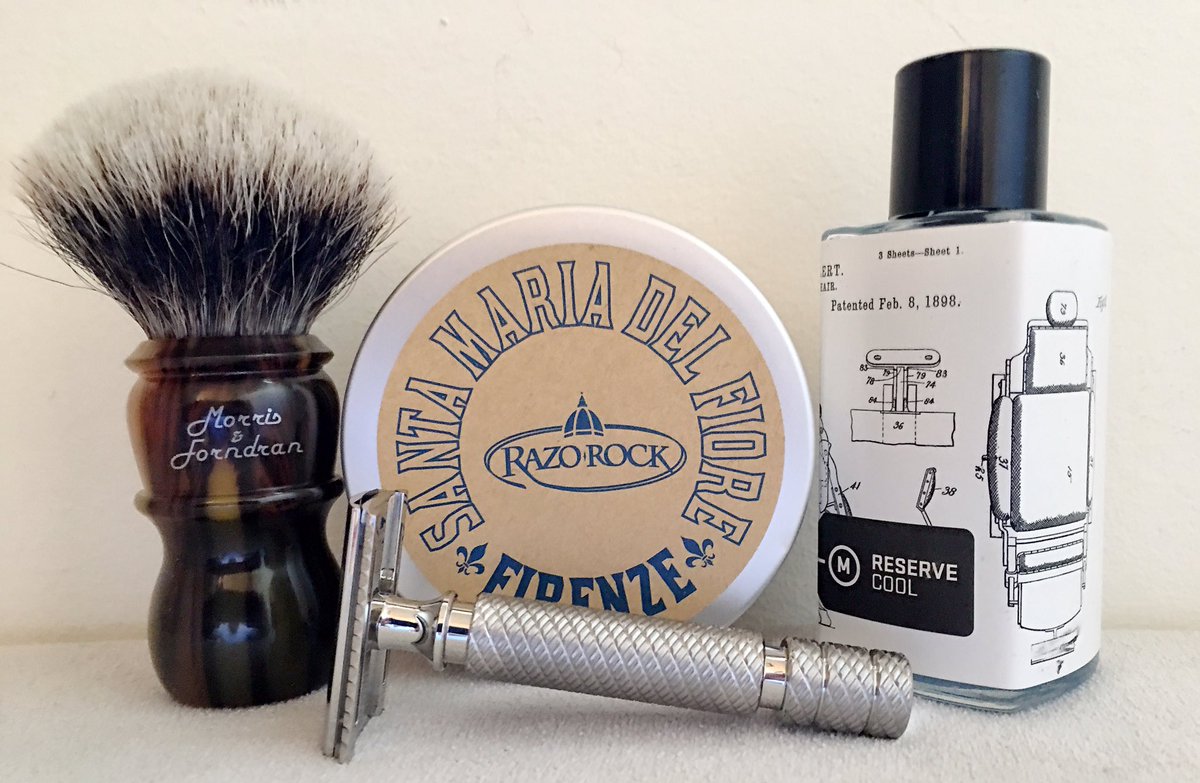 #SOTD <a href="/razorockJoe/">RazoRock</a> SMDF, M&amp;F Tortoise Blonde Badger L7 @BSWoodturning , <a href="/wolfmanrazors/">wolfmanrazors</a> WRH2 SB standard gap head. Awesome shave!