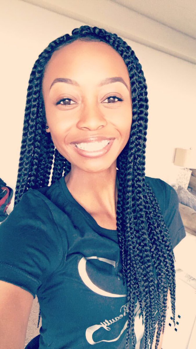 camareebarr's tweet photo. My mama did my hair y'all. #braidlesscrochet ๐ฌ๐ฌ๐ฌ https://t.co/g7qsGjRXaz
