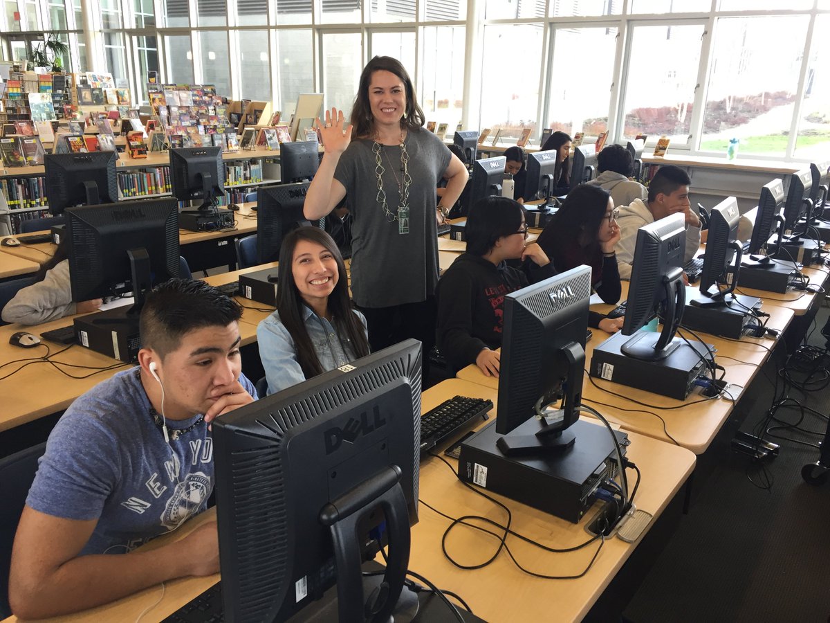 BOliva02's tweet photo. J. McKenzie helping students in the computer lab. Way to go!!!
@librarysmhs @jenmarymckenzie #smedfordhs https://t.co/9Pn8Y03mT0