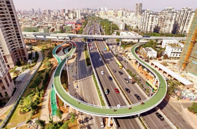 NewSmartLife's tweet image. #Xiamen Dalla #Cina con furore..O con la #bici ? @beatricebiasi ci parla della #pista #ciclabile più lunga del mondo goo.gl/Sojcqz