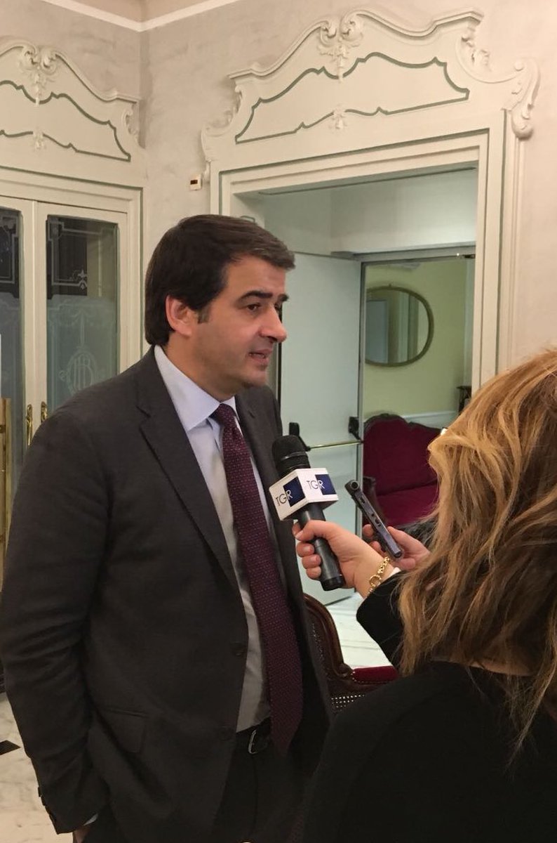 #Consip 
Sta crollando castello del #Pd
Siamo #garantisti per responsabilità dei singoli
Inflessibili sulle responsabilità della politica