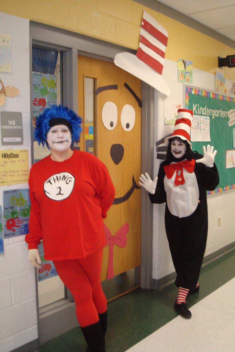 BunkerHillElem's tweet photo. Bringing literature to life during our  #ReadAcrossAmerica celebration.
#BCSReads https://t.co/X3Uygx7Yez