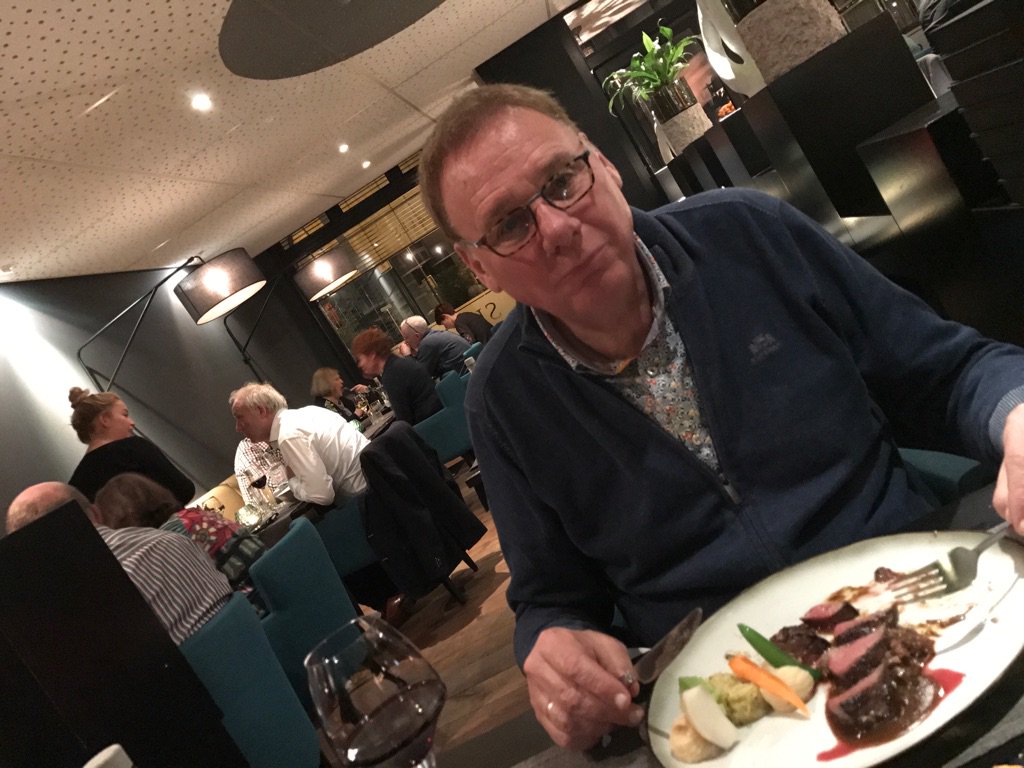 JandeHoop's tweet photo. Echt heerlijk aan het eten bij @Sizzles_  in Apeldoorn! https://t.co/dUcKGrMh4p