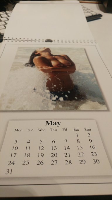 Remember when this was my life....? Where did it all fo wrong?! 😂 https://t.co/jfxUYDNT0Y<a href="/tag/upskirt"class="tags"><span>#upskirt</span></a><a href="/tag/customporn"class="tags"><span>#customporn</span></a>