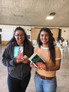 Read Across America 2017- Extended Learning handed out more than 250 books to our wonderful students!