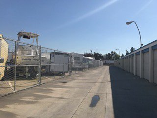 MiniStorage_OC's tweet image. Taking a nice stroll around our RV lot! Are you enjoying this lovely weather? #weather #noclouds