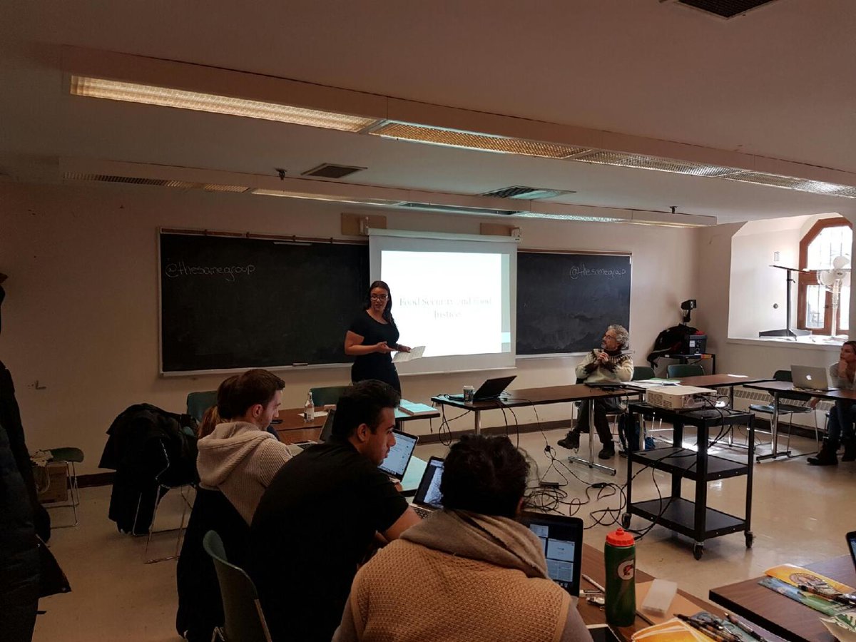 TheSameGrouP's tweet photo. Tnx 4 having us guest lecture @UofT in #toronto today Shout out 2 these #students 4 connecting #foodjustice to #labour rights. #sametour2017 https://t.co/4qTTbwODnC