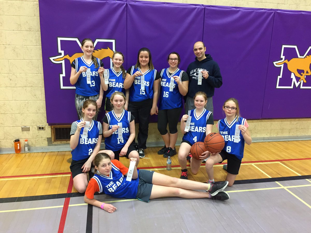 Congratulations to Equinoxe on their BBall win today! <a href="/RCEIAA/">RCEIAA WEST</a> @RCDSB #MCS. Beachburg were excellent runner ups! @Beachburg_PS