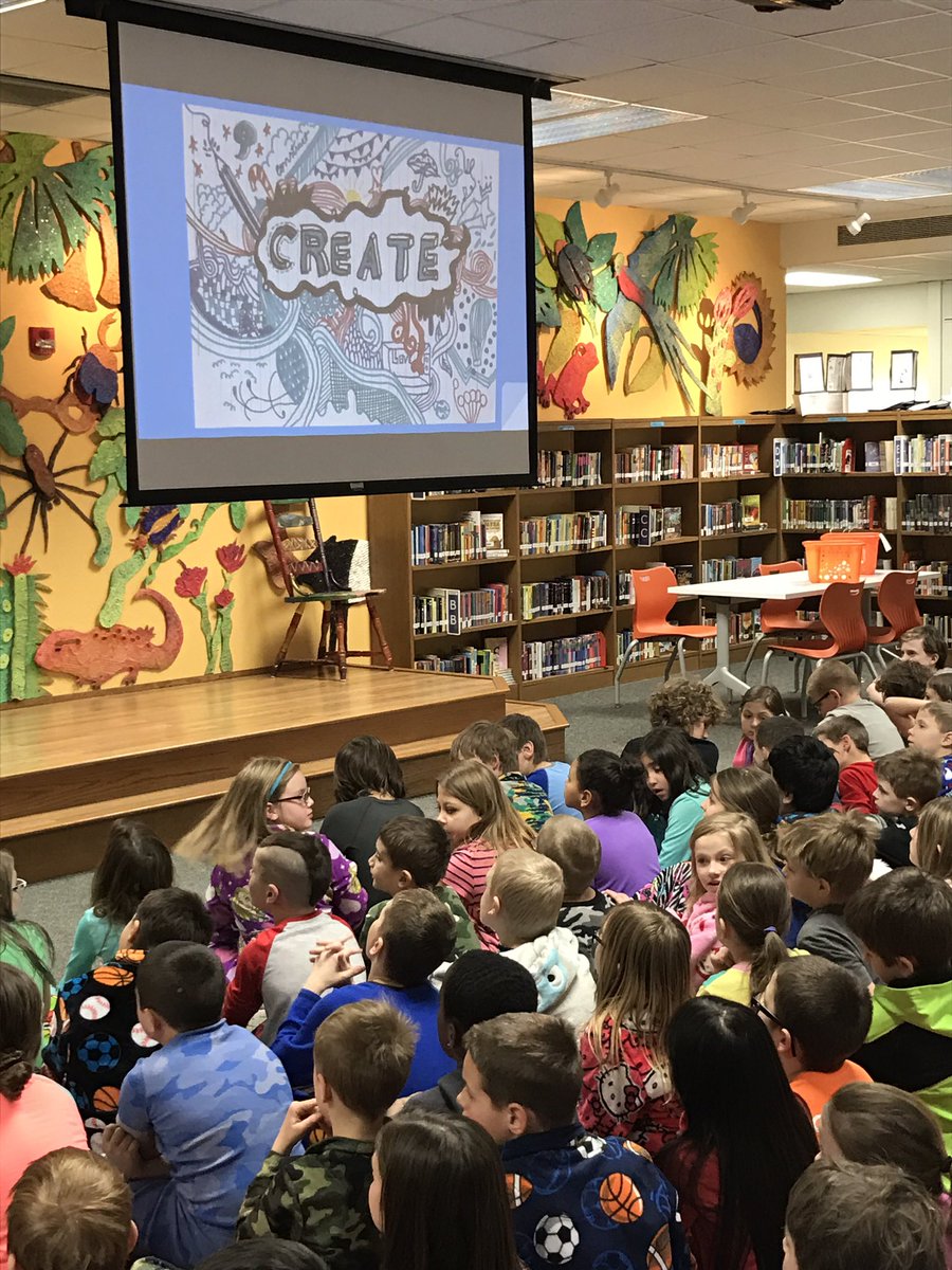 MrsMeyersWDP's tweet photo. Here comes the Create Phase! Today we learned about all of our presentation options. #rockinwestwood#wwgid https://t.co/0SLU37Qlts