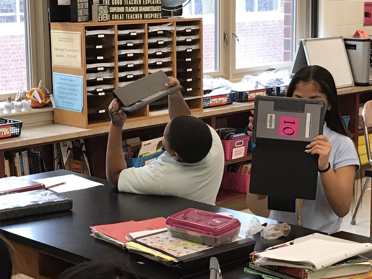 Ashli Scott tweet media