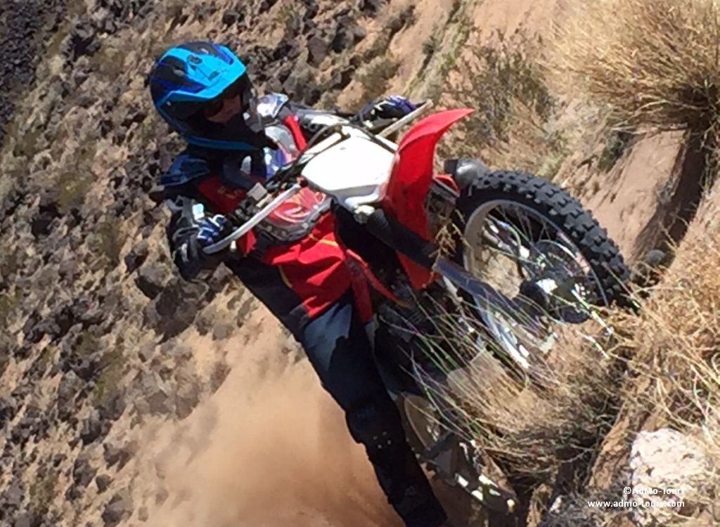 AdMoTours's tweet image. Wondering what to do during your Las Vegas Trip? 
Konstantin and Sam had a blast during our 2-hour "Play in the Dirt" motorcycle program.