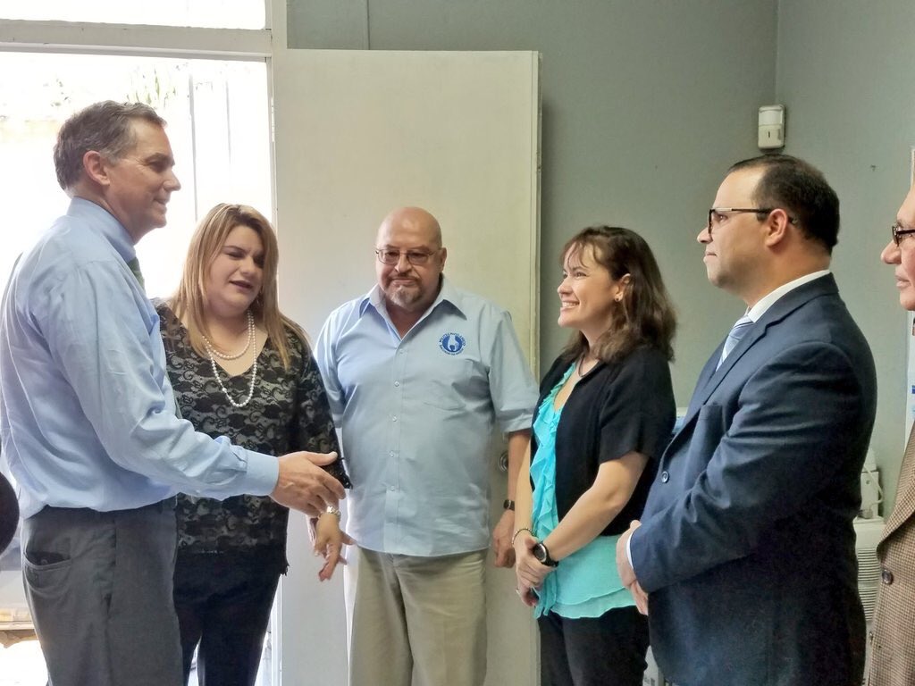 G_AndujarM's tweet photo. Visitando la Escuela Politécnica Amigó junto a @Jenniffer2012 y @RepFrenchHill  y @manuel_aj_laboy
#NuevoGobierno #UnEquipo https://t.co/AfoqxPtiUx