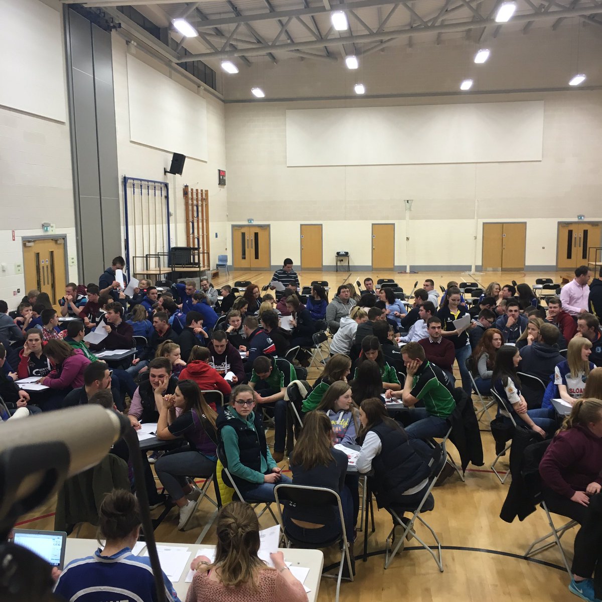YFCUPresident's tweet photo. Our NI Quiz off to a start sponsored by @UlsterBank https://t.co/JtQS6PDKX2