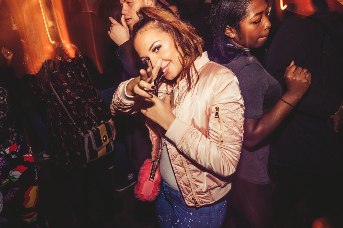 LivinProofMusic's tweet photo. Advance tickets for tonight @manglee8 have now fully SOLD OUT. Limited tickets will be available on the door - but get down early! https://t.co/oDuJ2Hw4NL