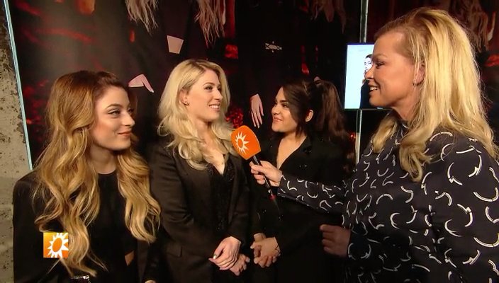 Nummer <a href="/OG3NE/">OG3NE</a> speciaal voor zieke moeder geschreven #rtlboulevard rtlnieuws.nl/boulevard/laat…