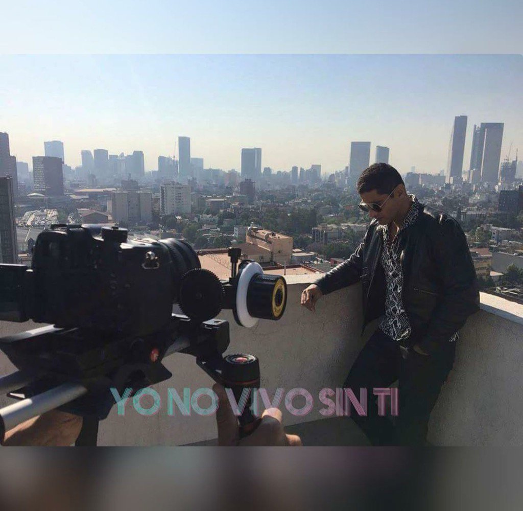 MarisaBaiges's tweet photo. Grabando el video de #yonovivosinti #Mexico #2017 #pronto https://t.co/YvwrIiBI6A