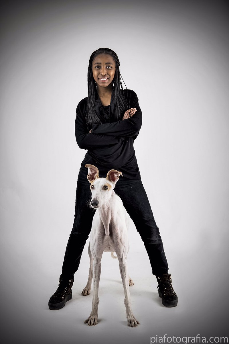 Reserva y colabora por 50,00
piafotografia.com