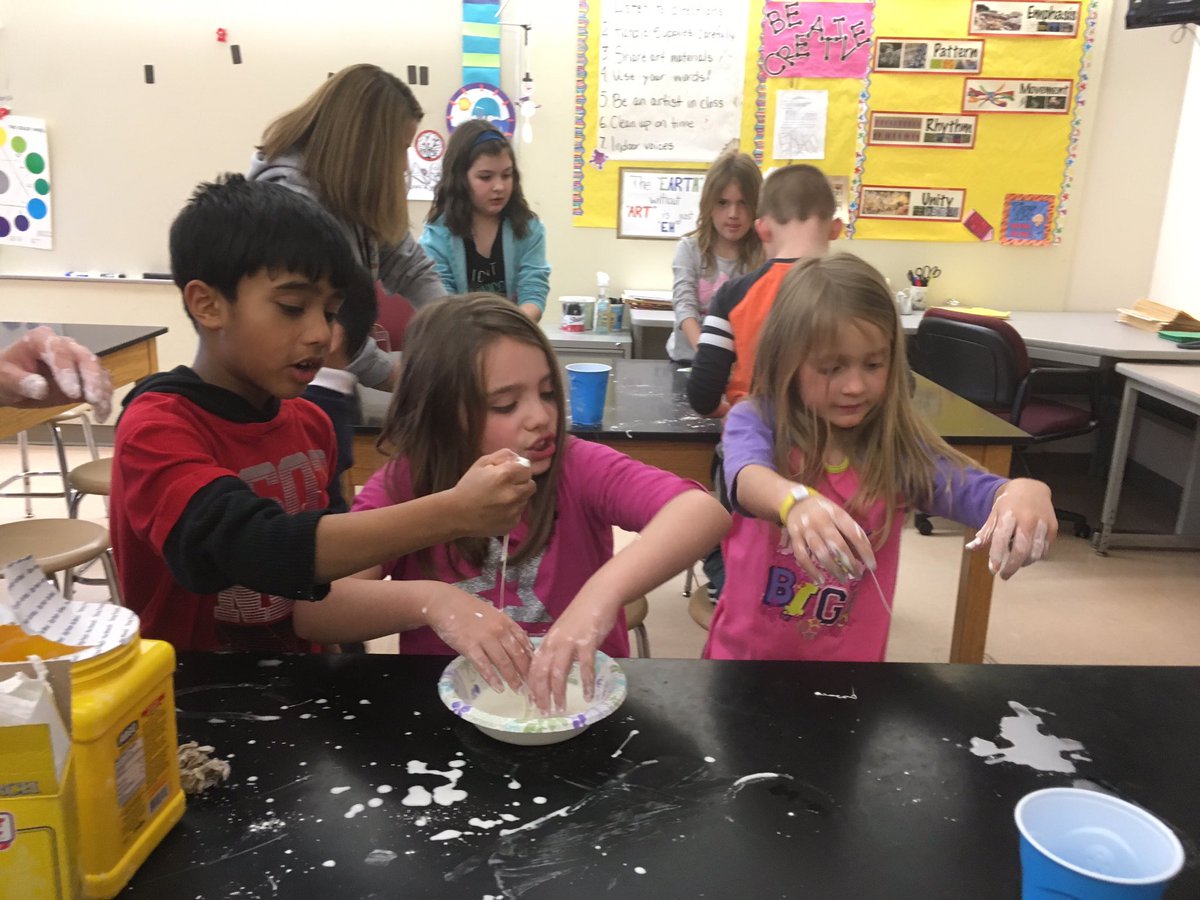 Dr Seuss + reading buddies = science