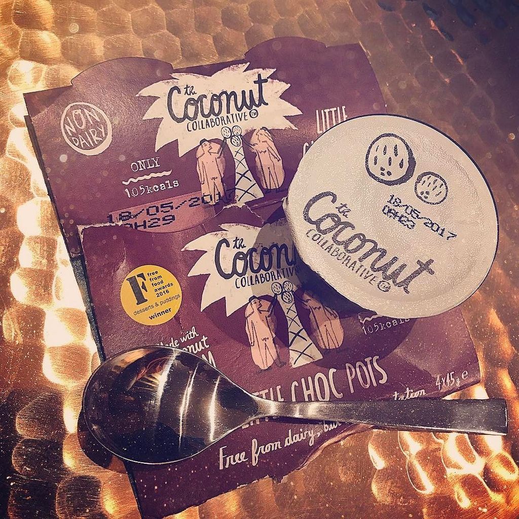 GH__Fitness's tweet photo. Friday night fancies with these little choc pots from #TheCoconutCollaborative nice littleโฆ https://t.co/rCpng24pMW https://t.co/RHeYEj8xC7