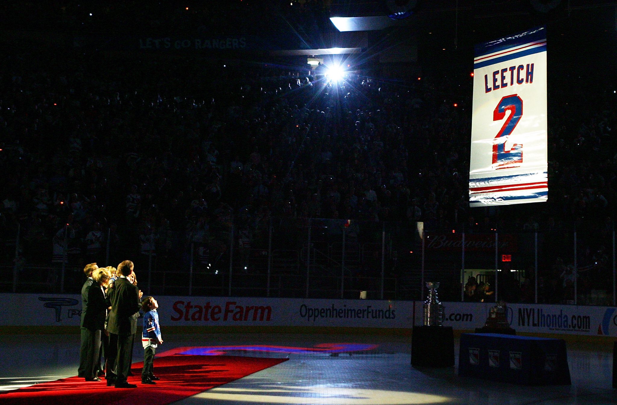 Happy Birthday to legend Brian Leetch!! 2  