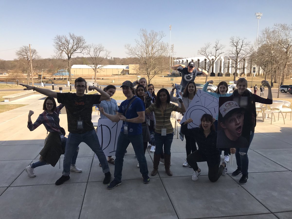 courttedford's tweet photo. WE GET SWALL #orucw #headedtoORU https://t.co/e314nVDDS2