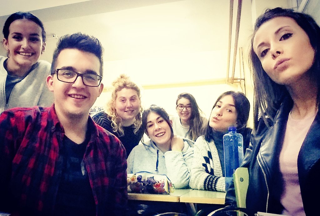 Jesus_PC's tweet photo. Yo no soy tonto!! 😉✌ 
@vistetumente #daleallike 
@Sara_Martinez20 @Lydia29894 @Saracabiedas16 @SanchezMarta10 @Arantxa2109 https://t.co/EusELfntpl