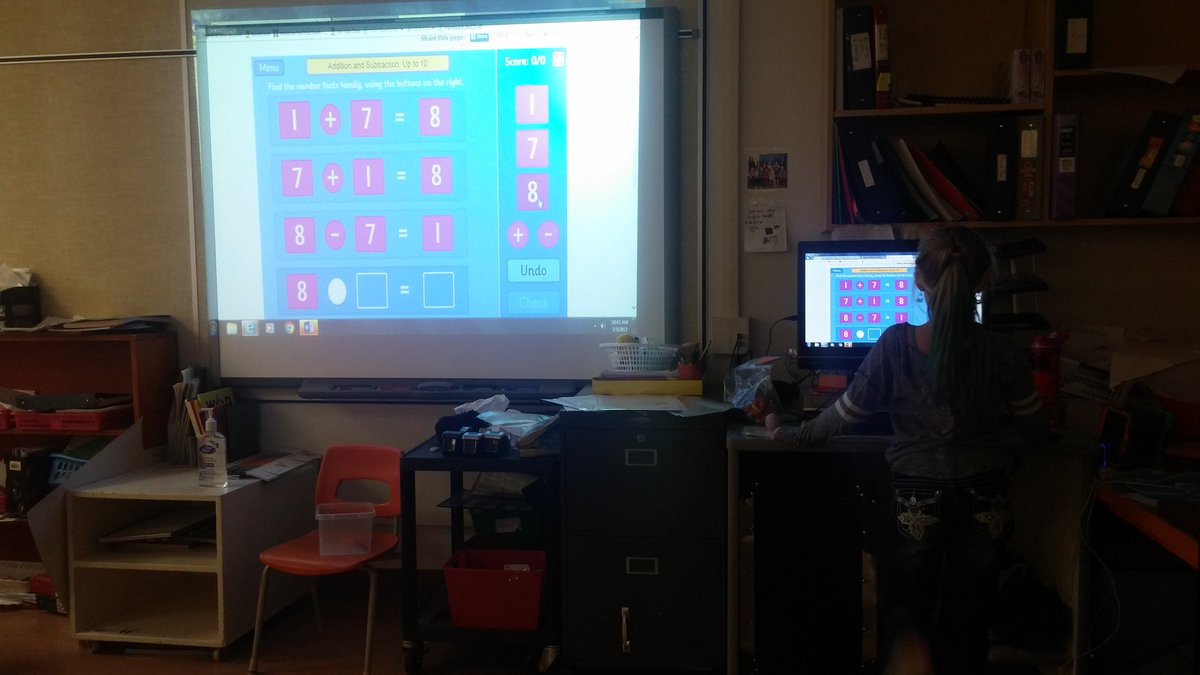 tanisregan333's tweet image. #Math @JennerPRSD8 ! Fact family lessons and games! #mathisfun #multigrade #mathseveryonecan #prsd8 #grade1 #grade2 #grade3